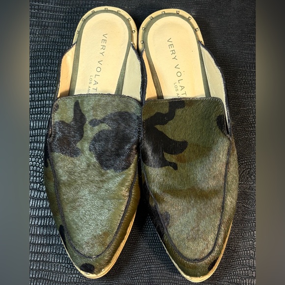 Very Volatile Green and Black Camouflage Flats - Picture 3 of 6